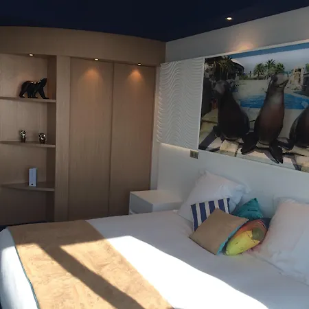 Hotel Marineland 3*