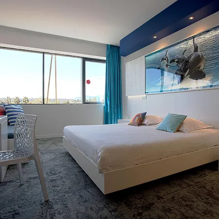 Marineland Hotel